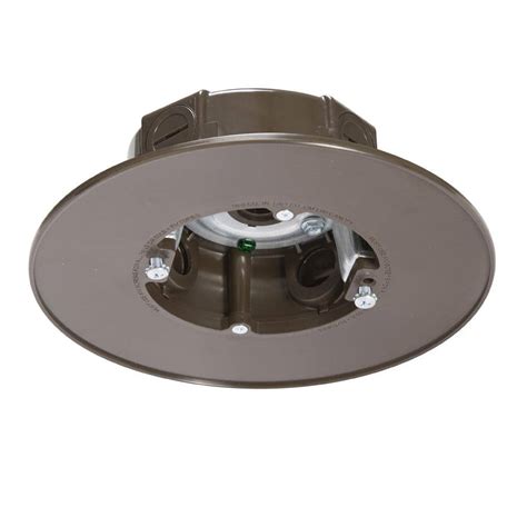 bronze outdoor electrical box|Outdoor Comforts® Outdoor Ceiling Fan and Luminaire Box, .